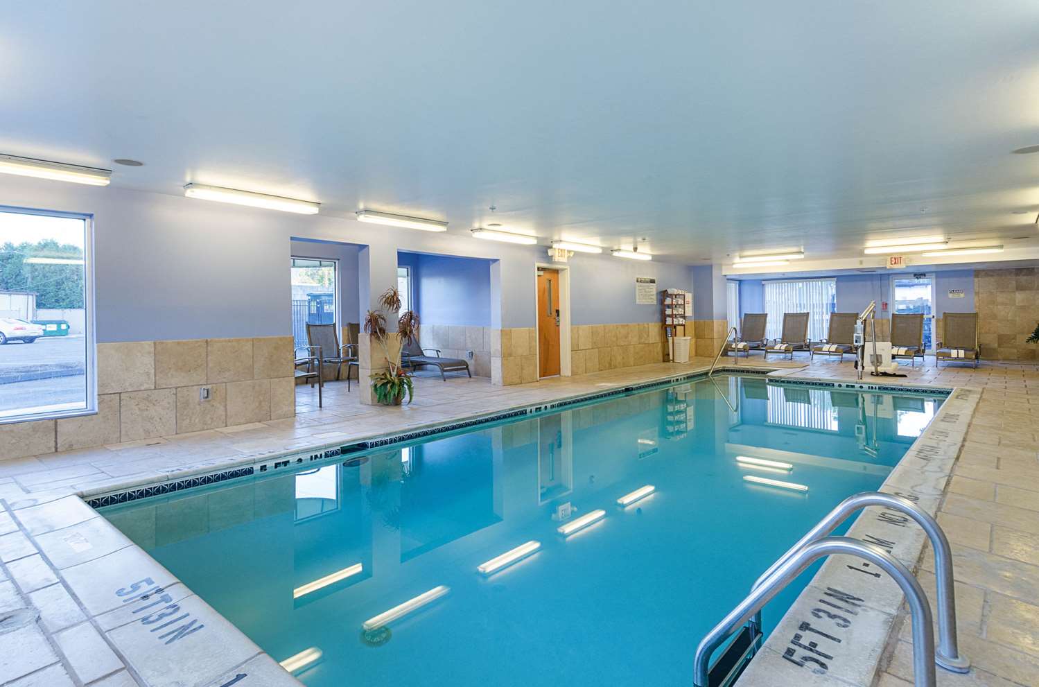 Quality Inn and Suites Northampton Amherst 14/18