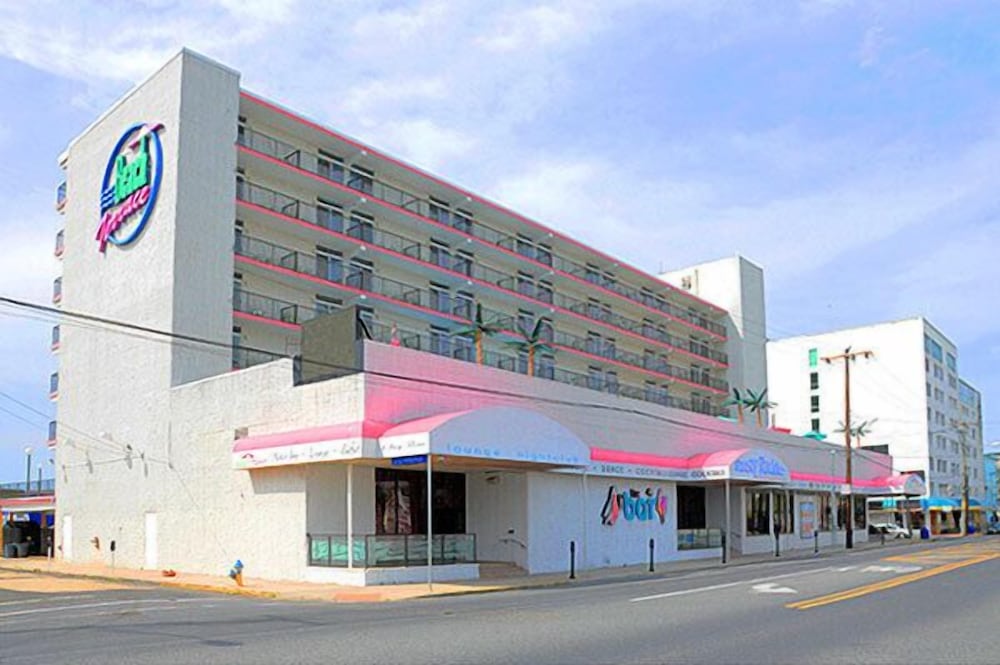 Beach Terrace Motor Inn 20/26