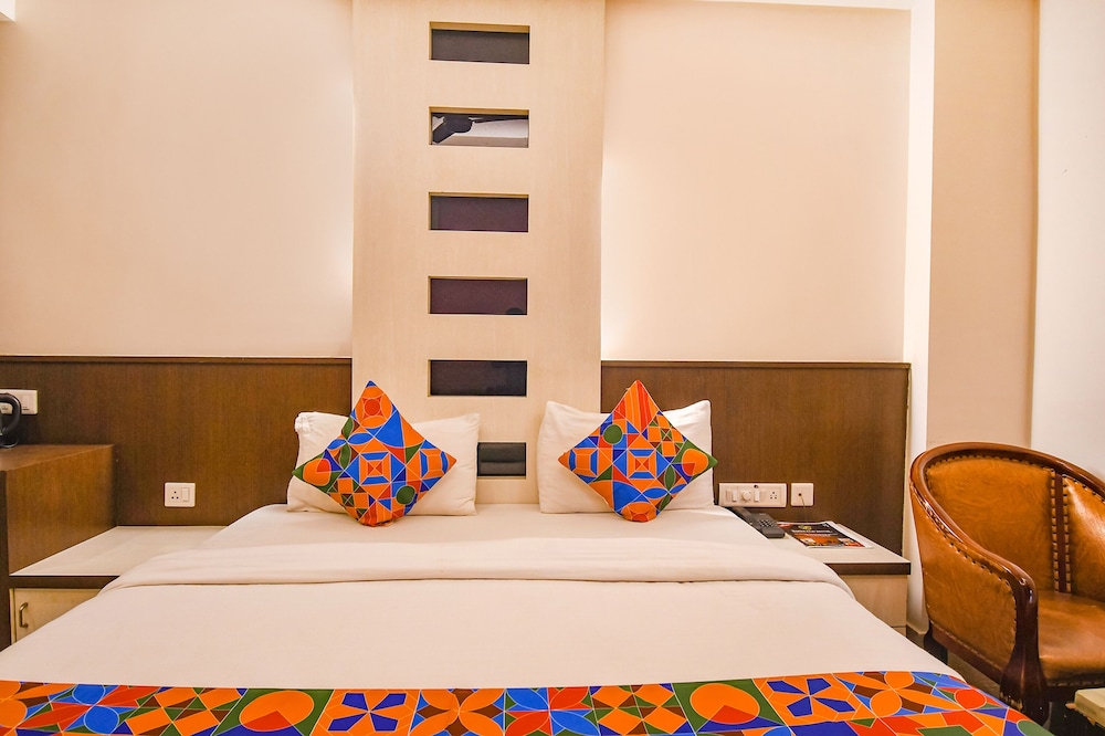 Fabhotel Emerald 22/36