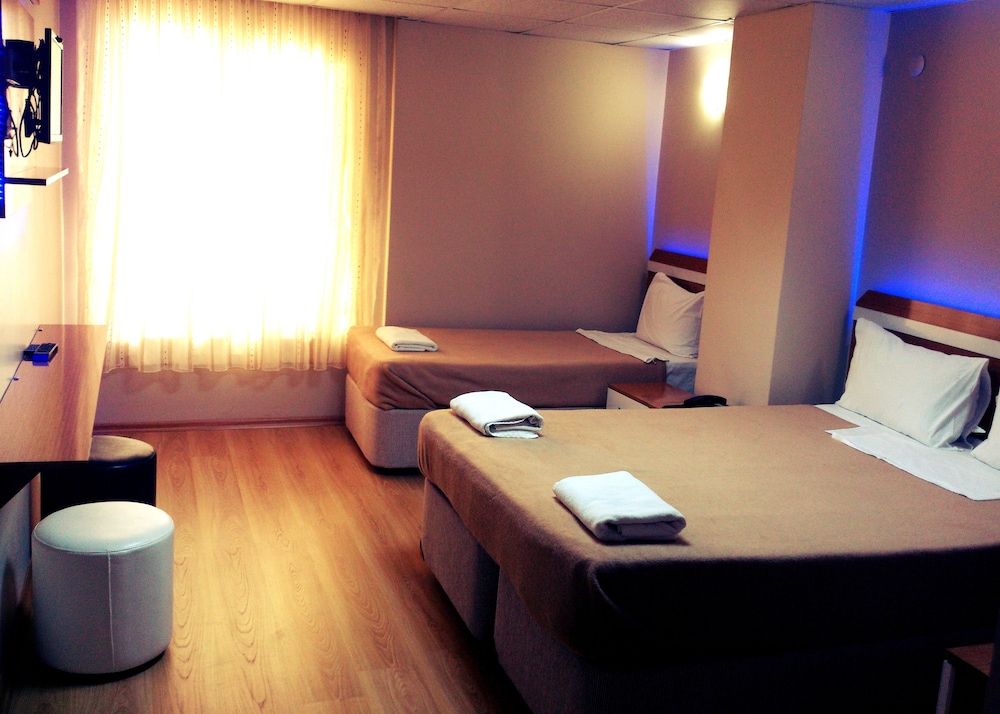 Avcilar Inci Hotel 62/68