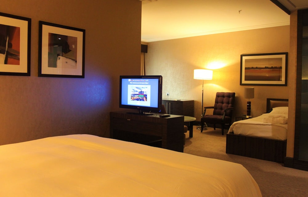 Hilton Baku 10/64