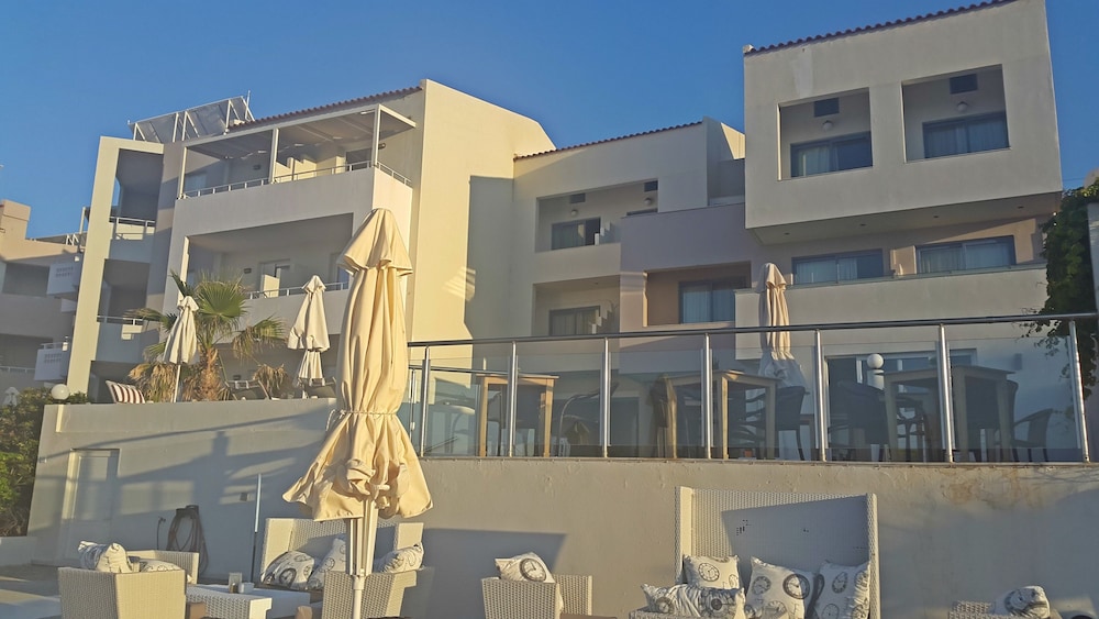 Filoxenia Beach 2/46