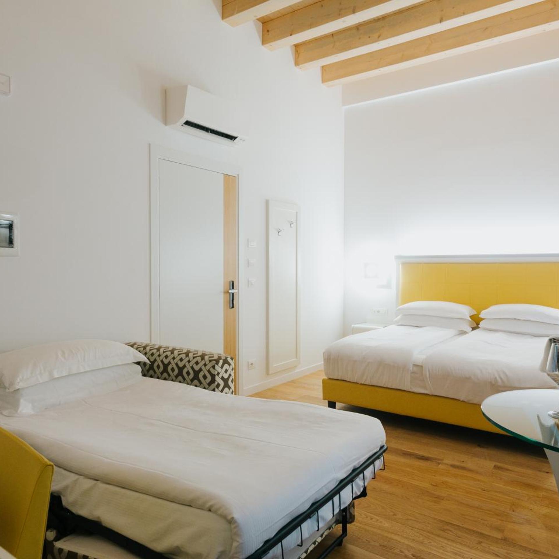 ROOM, TRIPLE, ANNEX