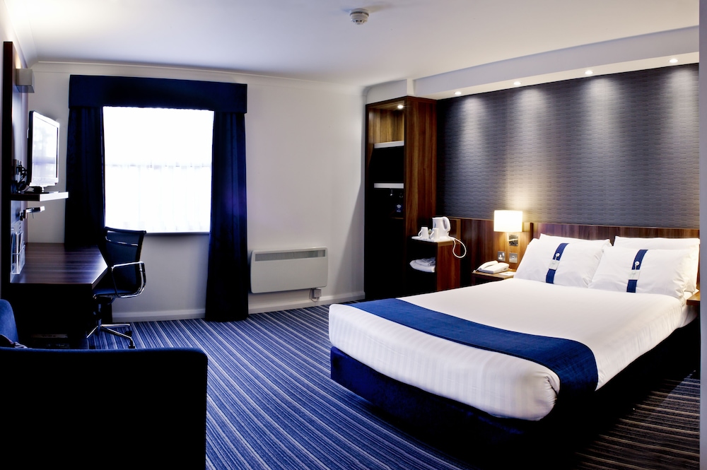 HOLIDAY INN EXPRESS YORK 17/72