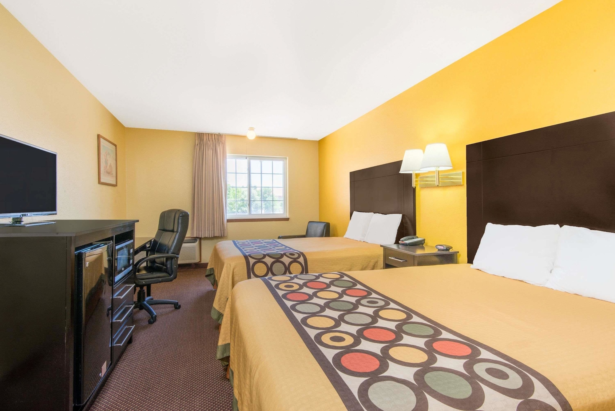 Standard, 2 Queen Beds 2/2