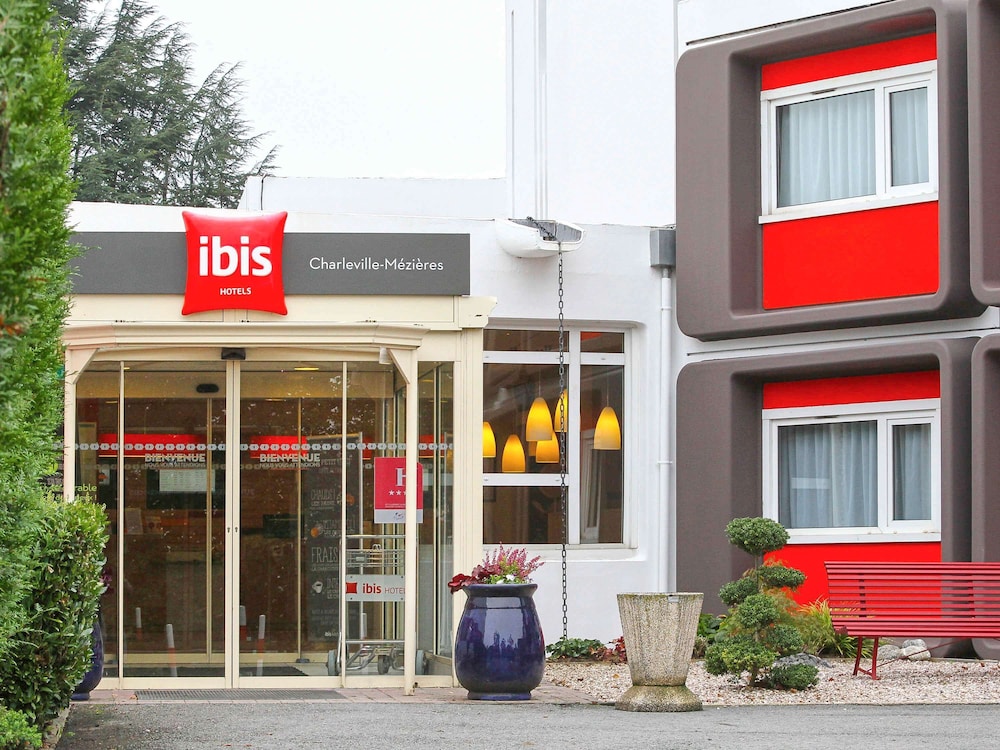 Ibis Charleville Mezieres 2/53
