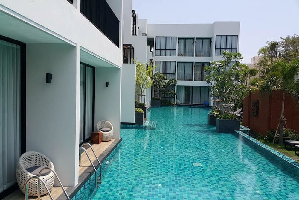 Asira Boutique Huahin Hotel 59/65