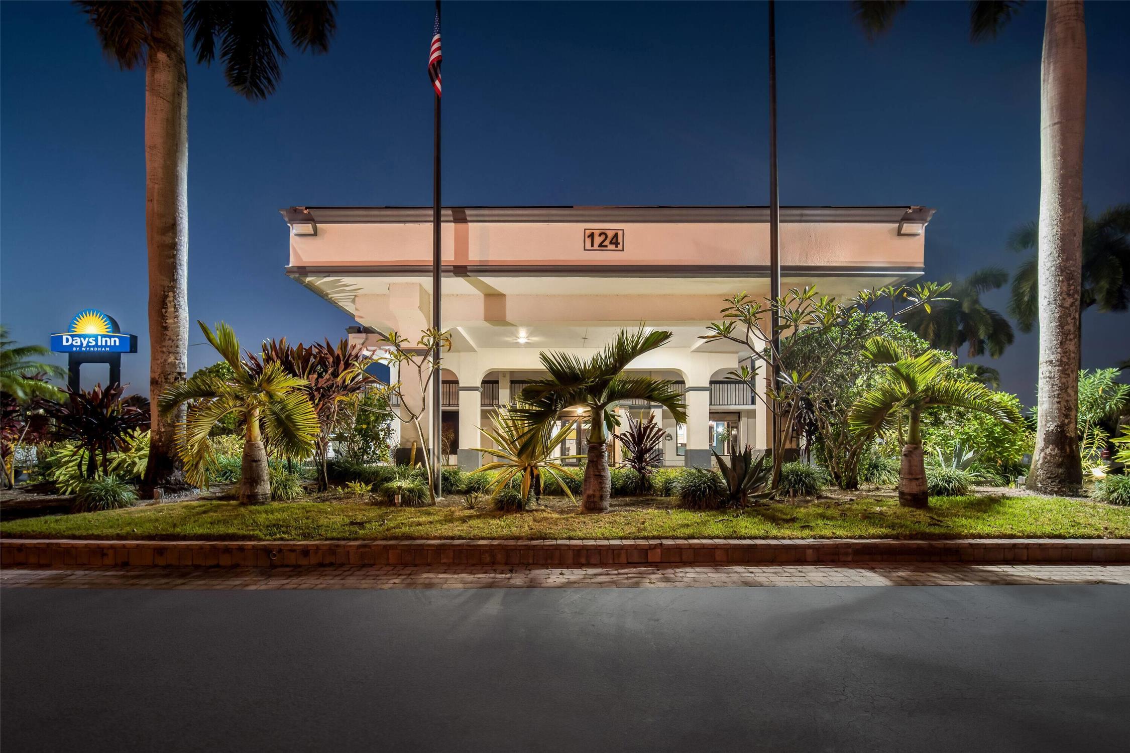 Days Inn By Wyndham Florida City 1/28