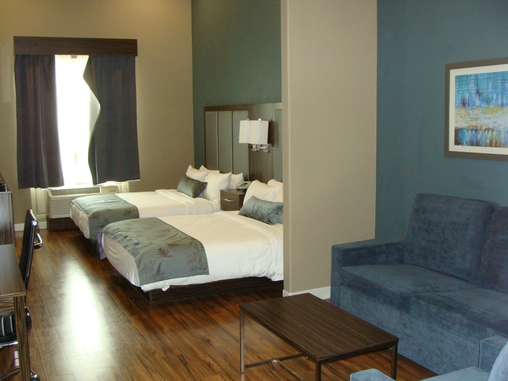 Best Western Plus Pflugerville Inn and Suites 10/37