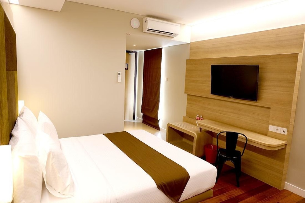 Grand Citihub Hotel at Panakkukang 5/15