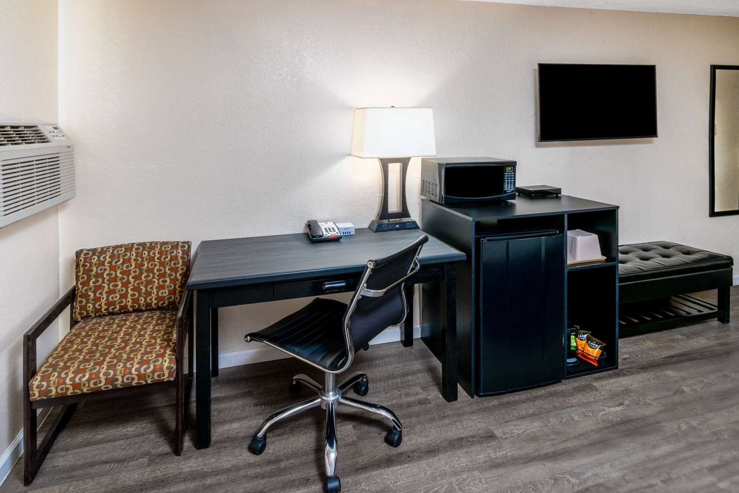 Super 8 By Wyndham Cheyenne Wy 28/32