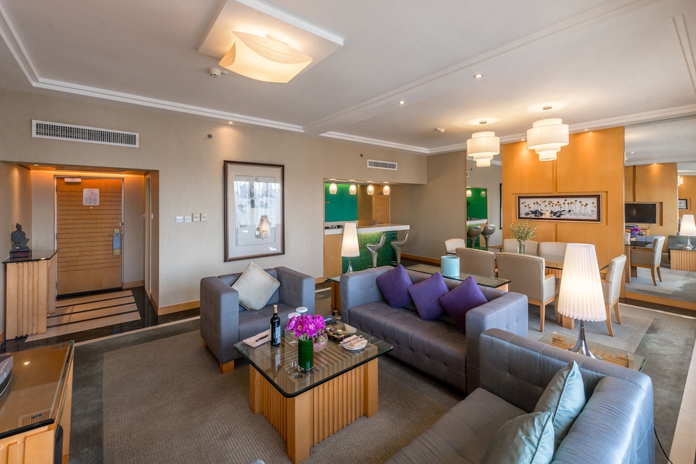 Crowne Plaza Shanghai 49/83