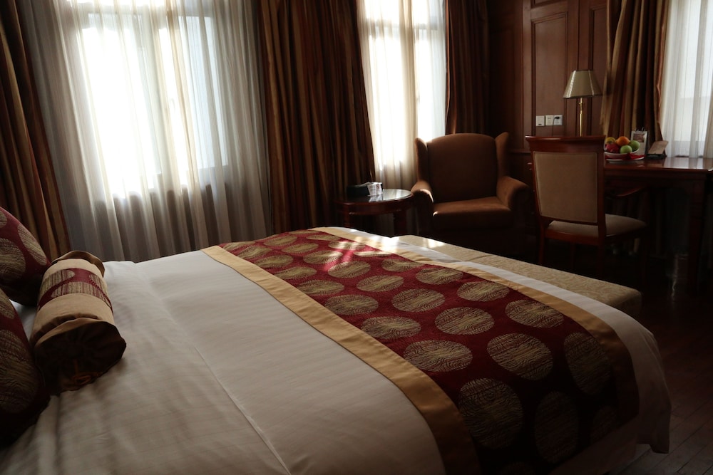 Jin Jiang Pacific Hotel Shanghai 10/49