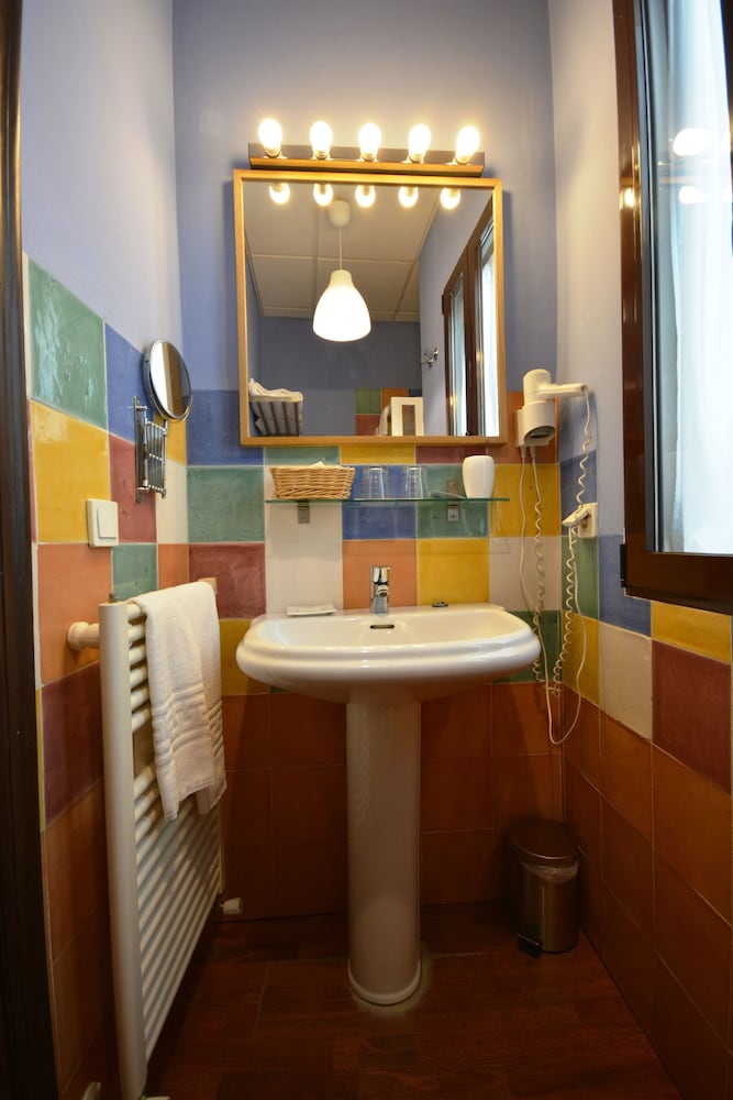 Casa de Los Azulejos 56/69