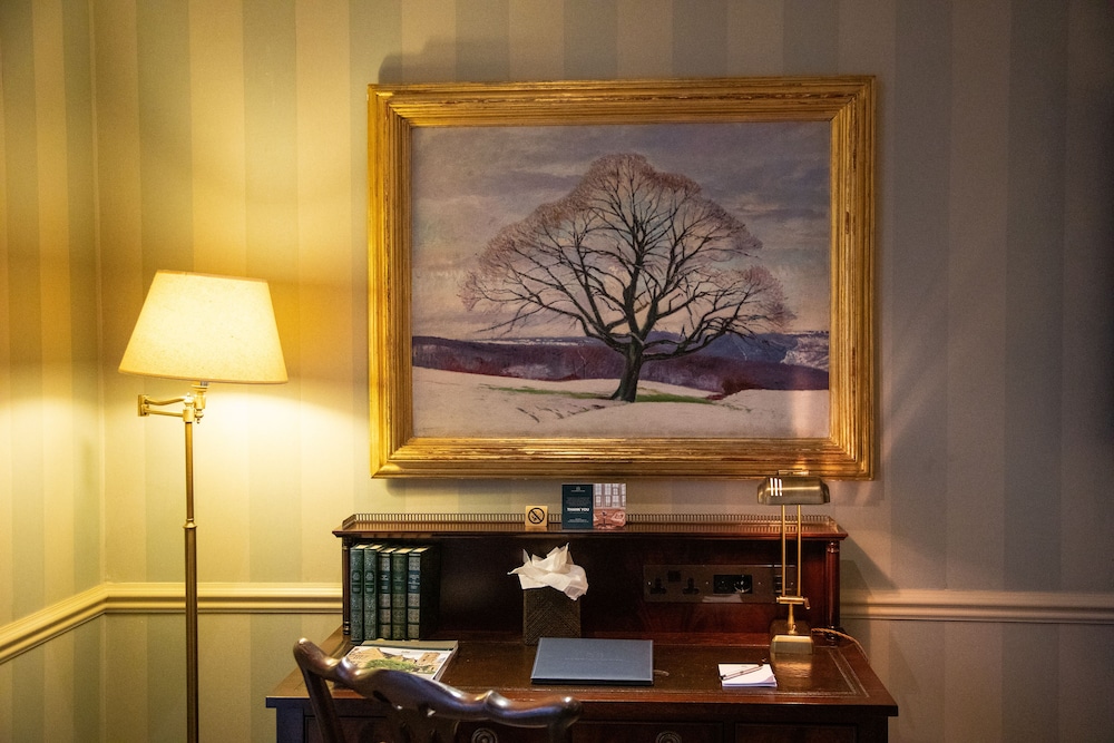 Ellenborough Park Hotel 48/75
