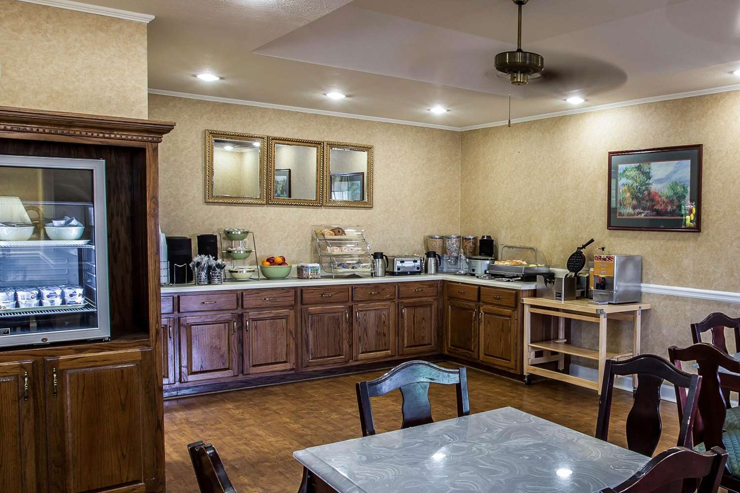 Quality Inn Kingsport South 14/21