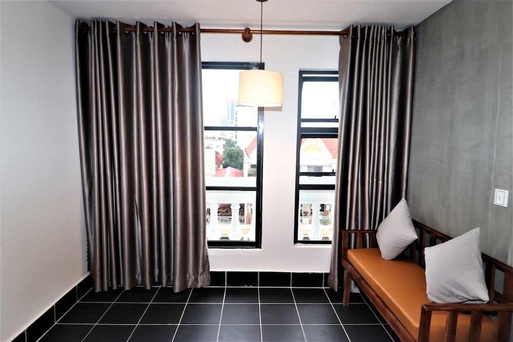Grand Elevation Hotel 42/65