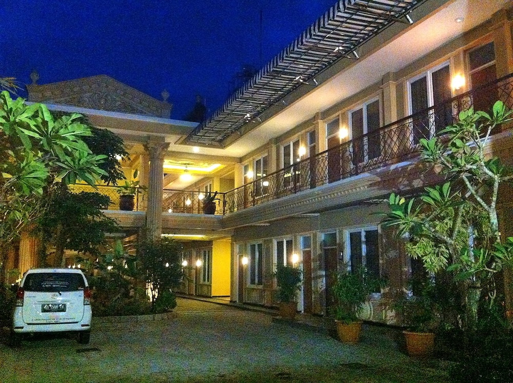 Ceria Boutique Hotel 1/54