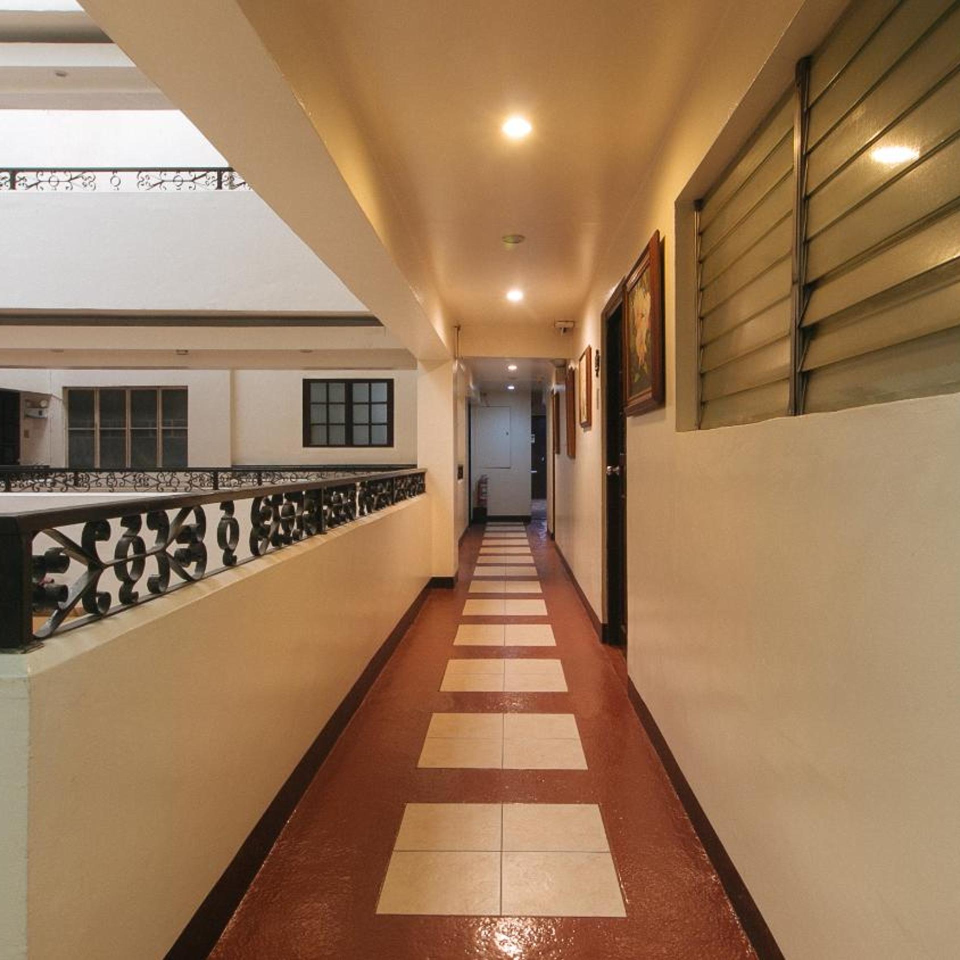 El Rico Suites 40/47