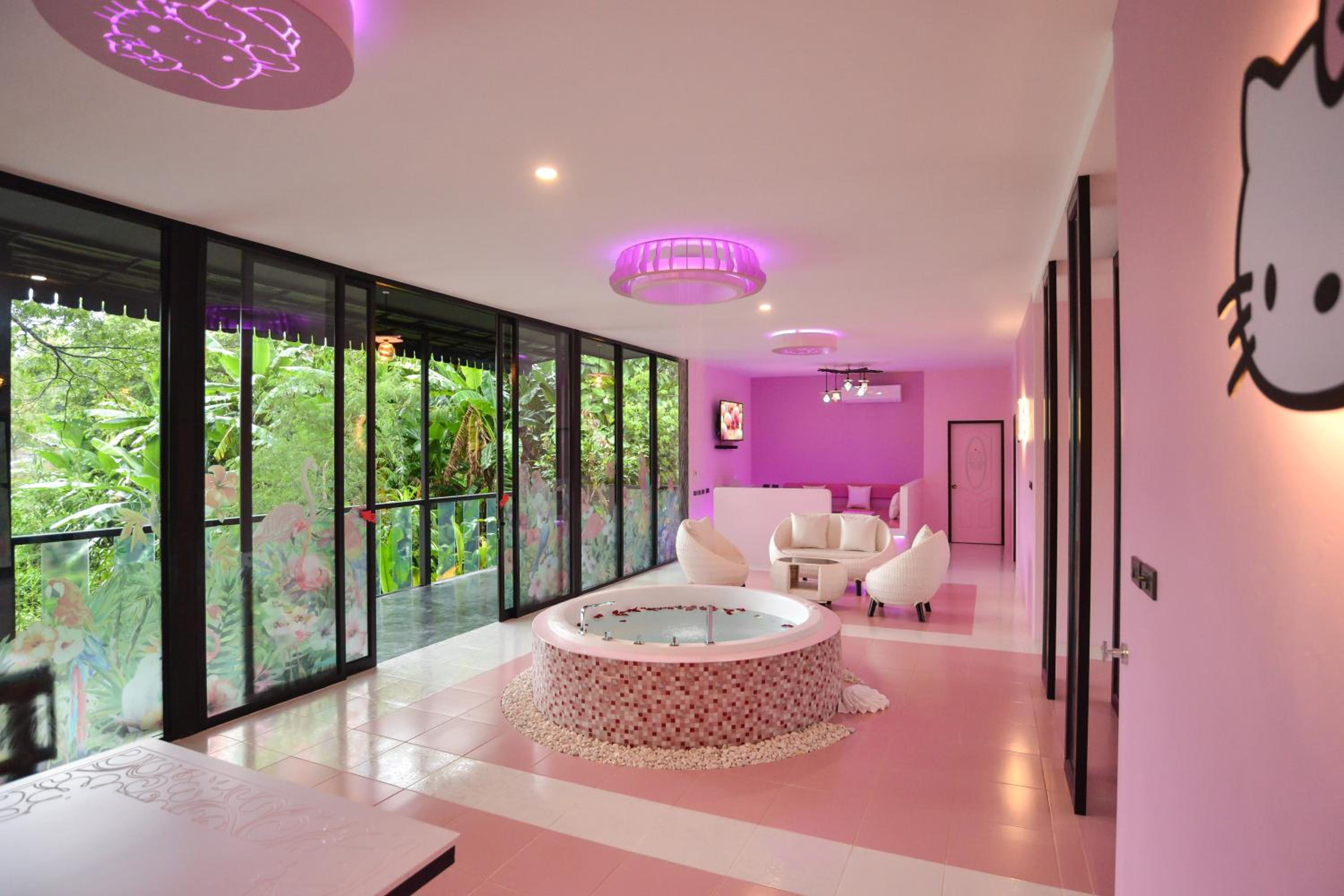 Suite, King Bed, 3 King Beds, Bed Villa Resort Chaing Rai 7/10