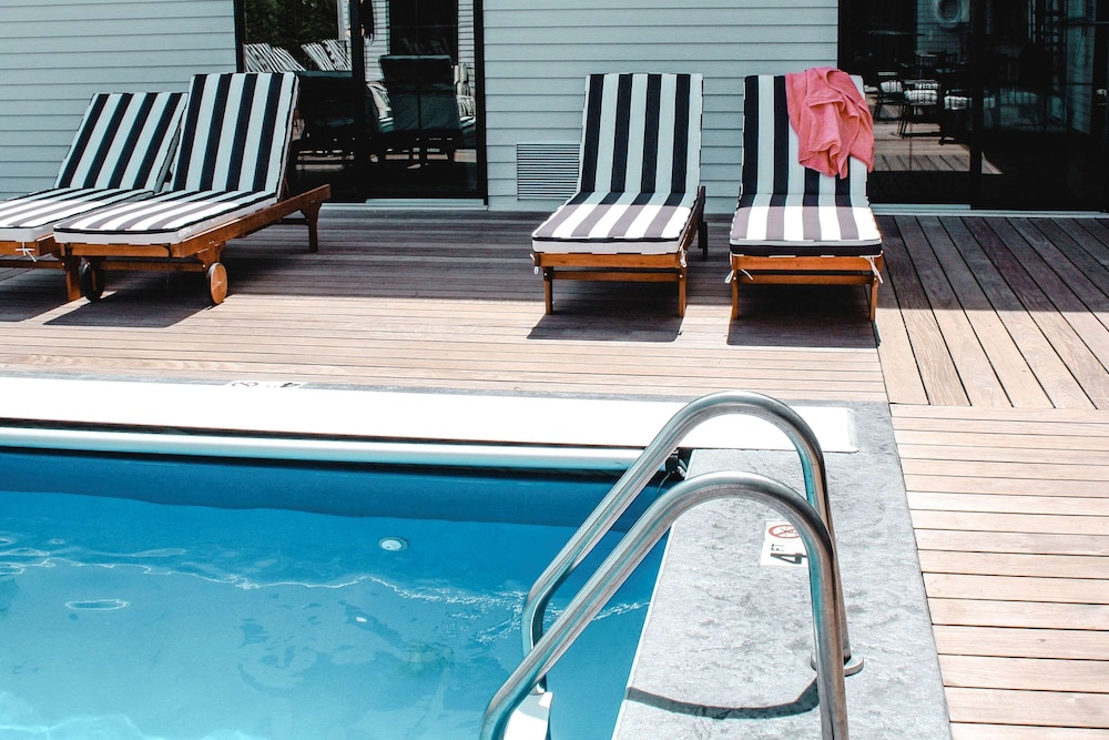 The Inn Hotel Lake Okoboji, Ascend Hotel Collection 23/50