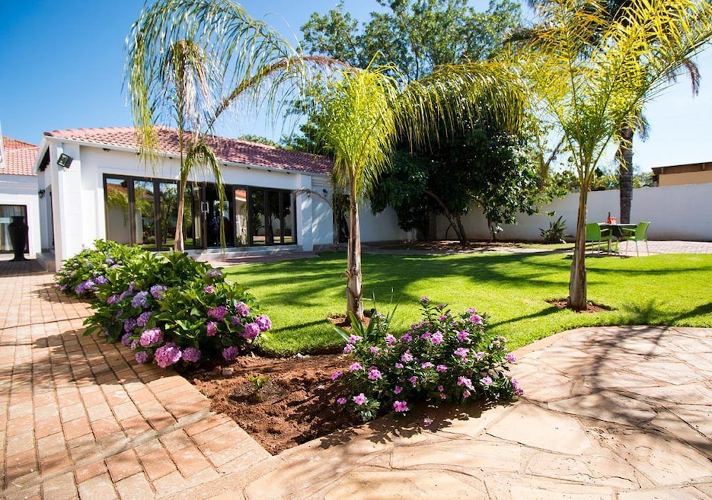 The Shamrock Lodge 13/16