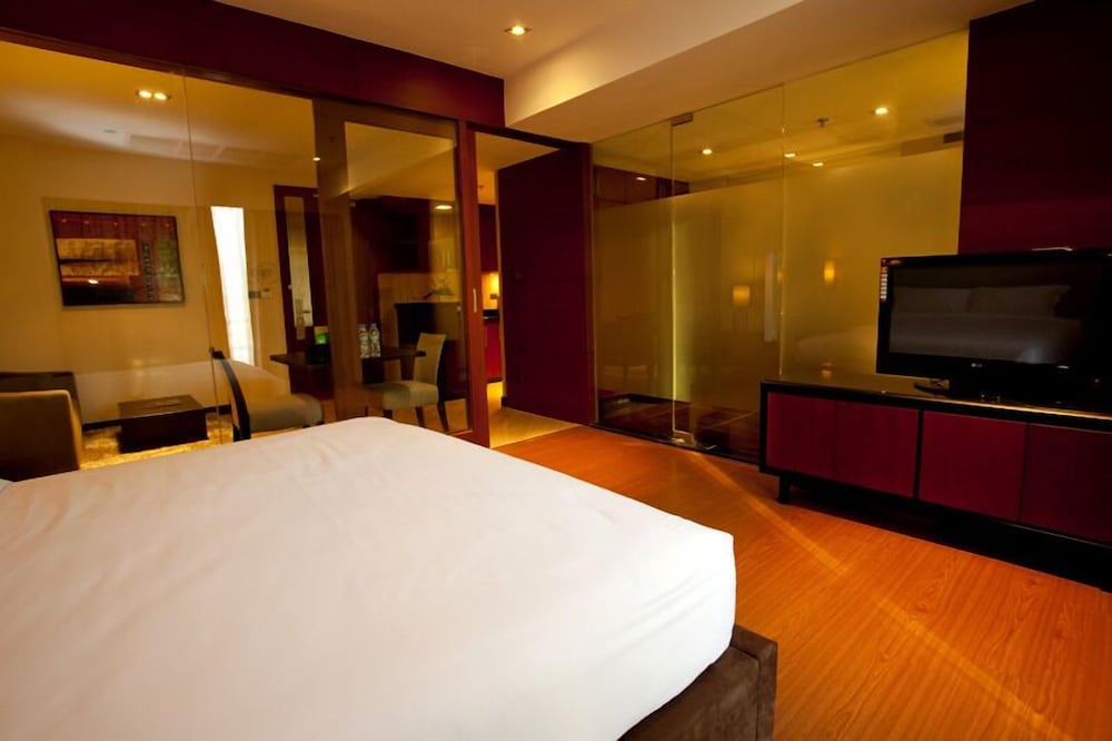 Sukhothai Hotel and Residence Ratchada 28/61