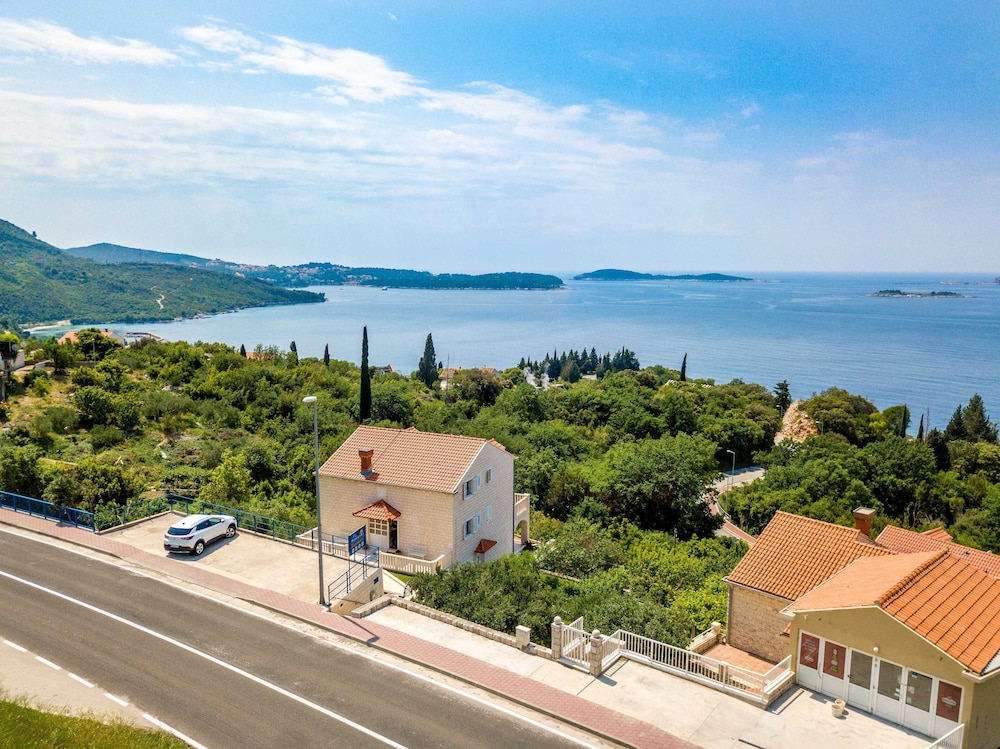 Villa Panorama 44/50