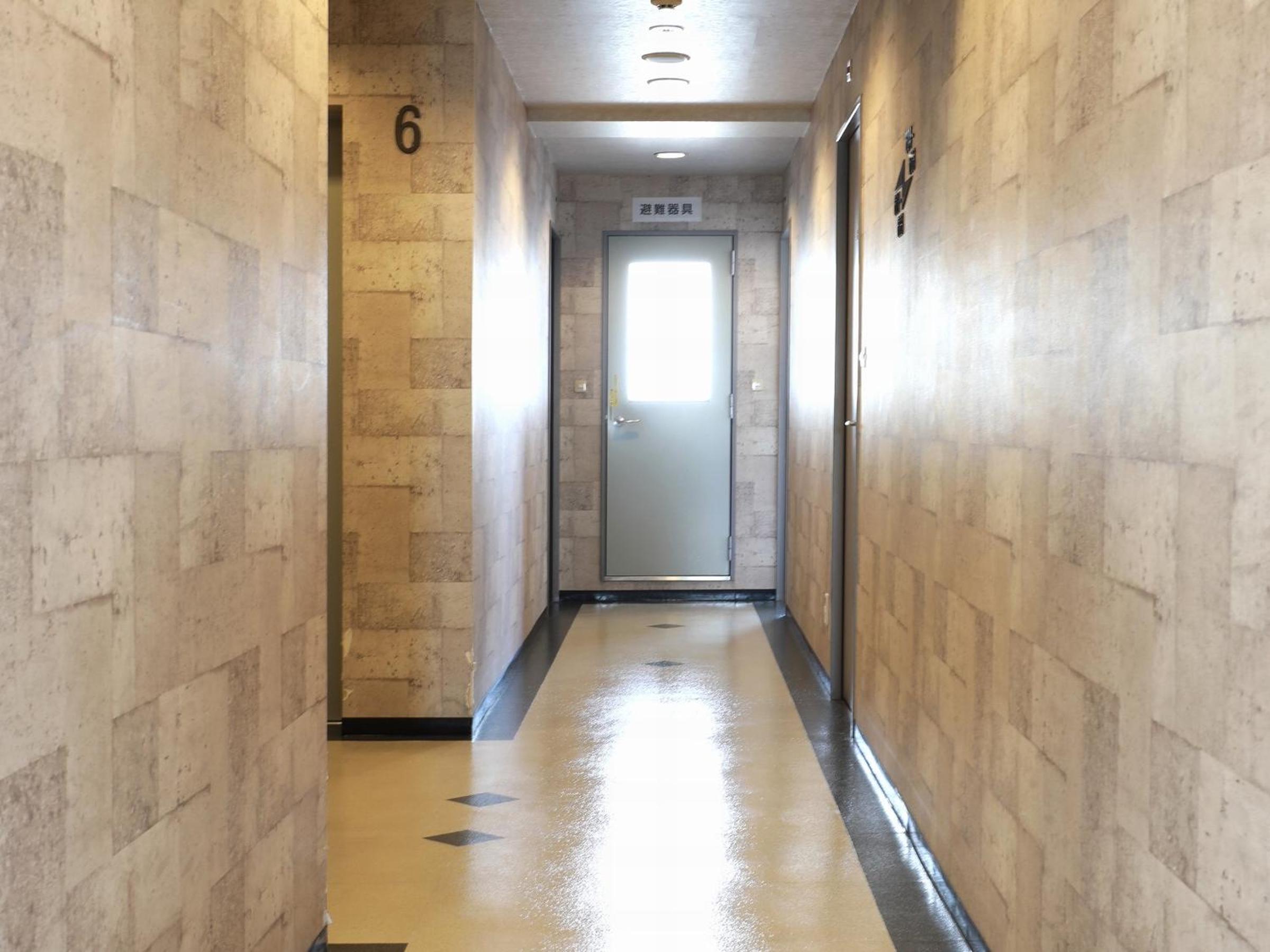 Toyama Town Hotel 43/54