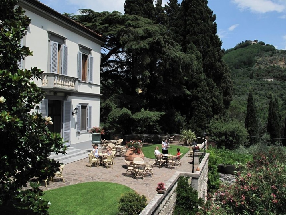 Villa Maria 31/40