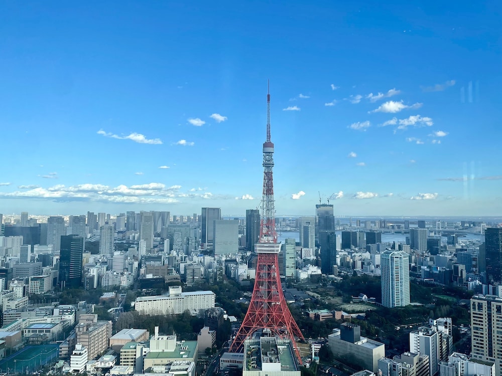 Amanek Ginza East 48/57