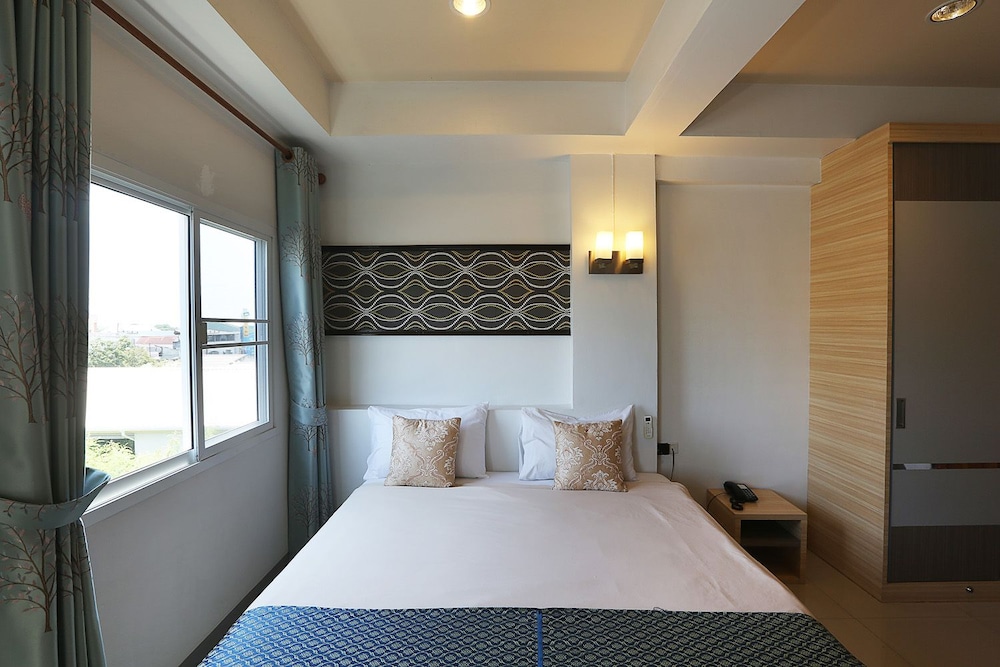 V Place Residence 18/50