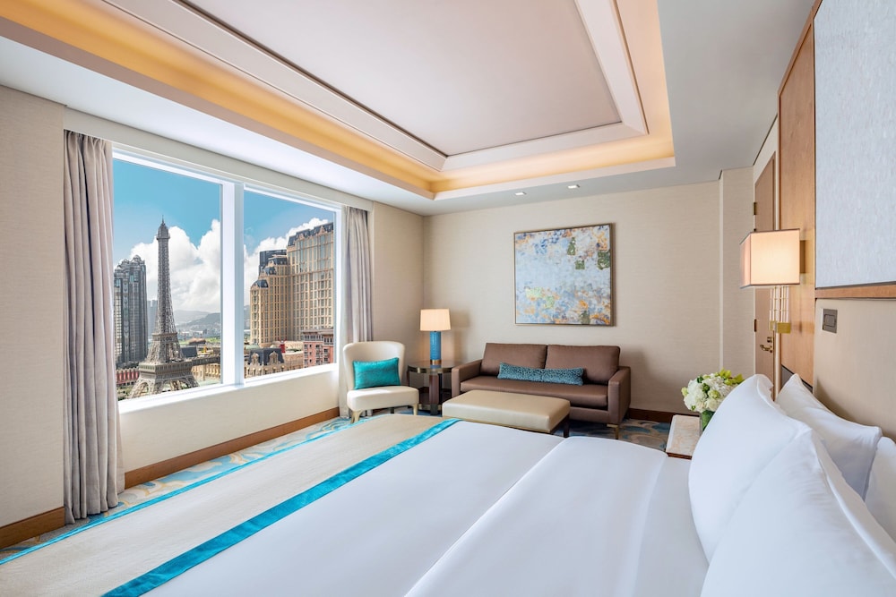 1 Bedroom, Metropolitan, Suite, King Bed, Tower View