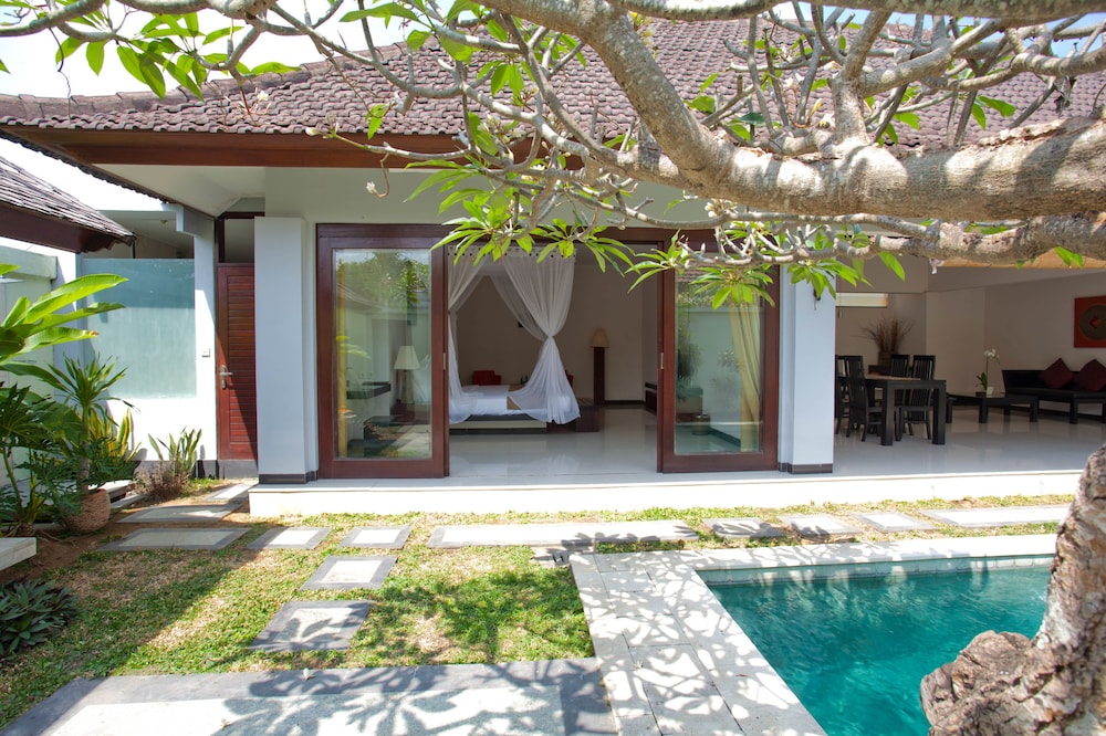 THE RISHI VILLA UMALAS 50/54