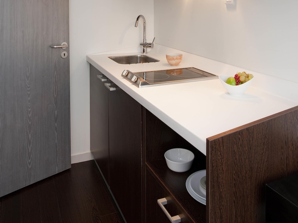 Residence Mercure Paris La Defense Gde Arche 42/43
