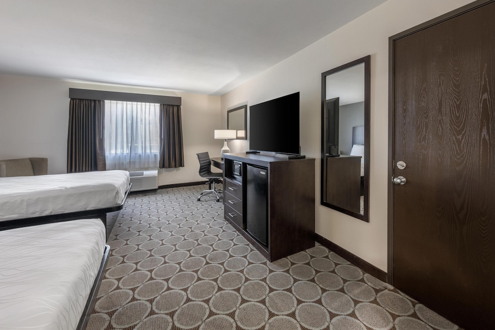 غرفة قياسية بسريرين كوين لذوي الإعاقة، Best Western Pahrump Oasis 2/3