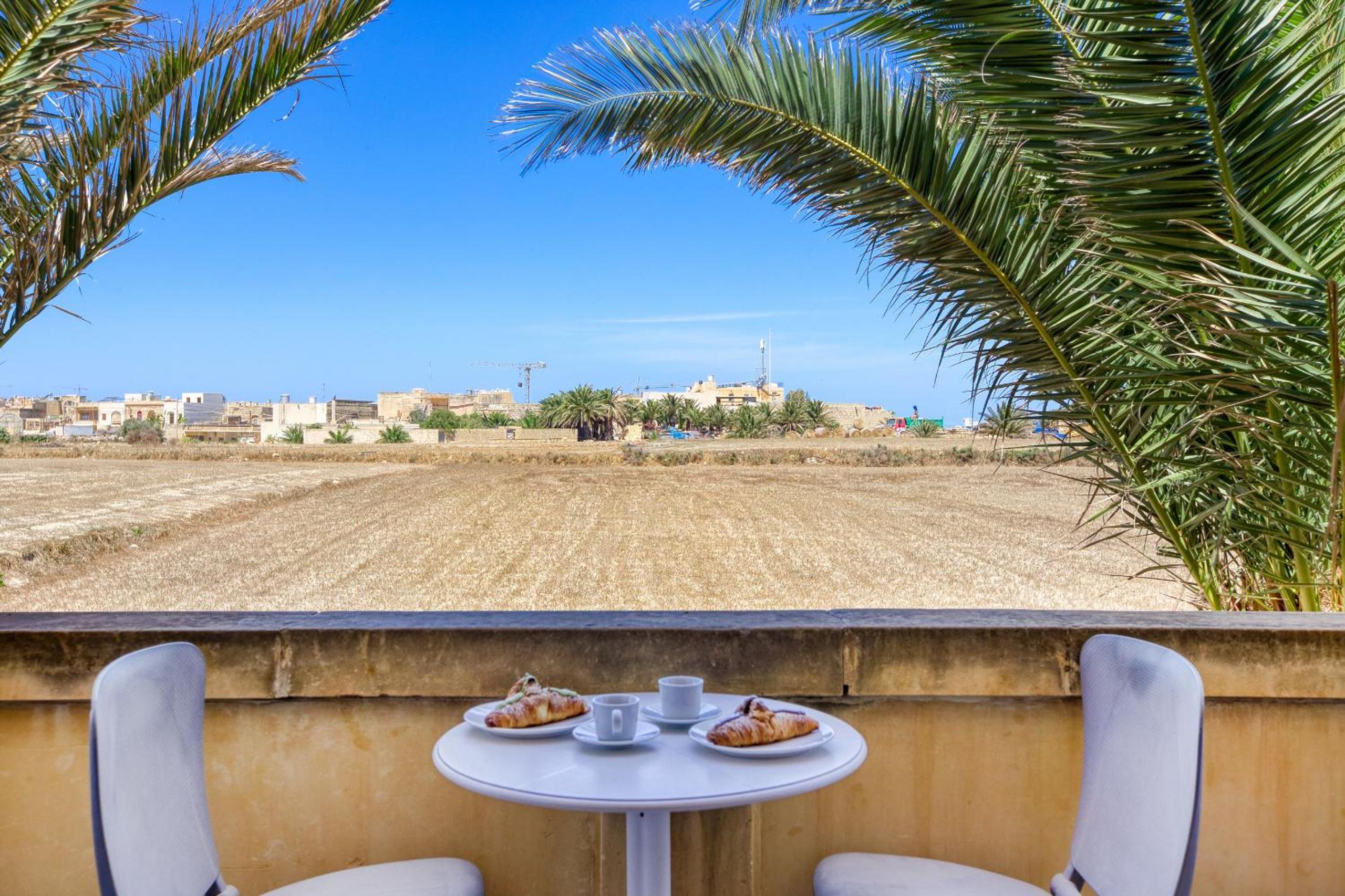 Tal Fanal Village 25/29