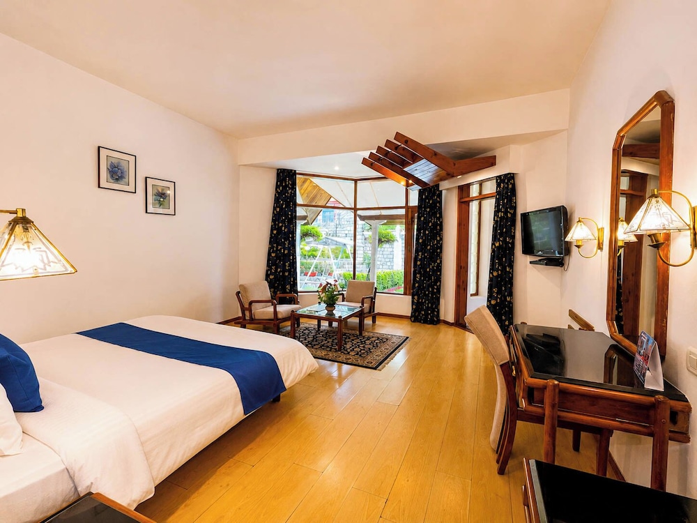 Garden, King Bed