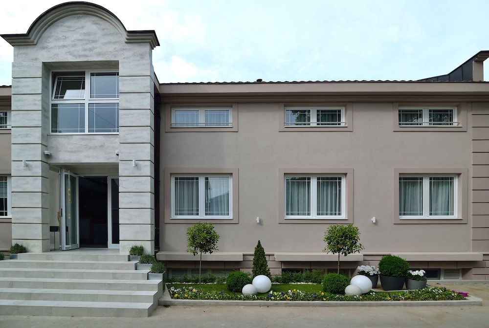 Garni Hotel D10 2/66