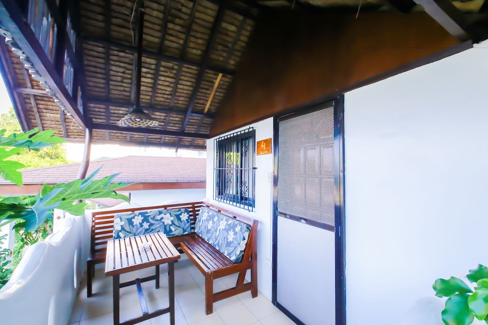 Steps Garden Resort 53/71