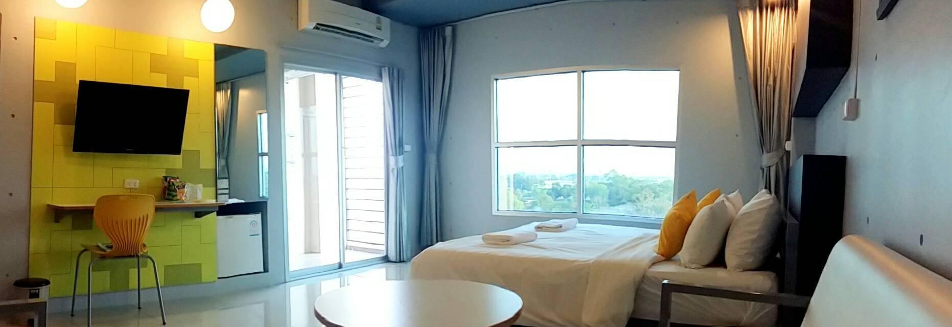 A Hotel 28/58