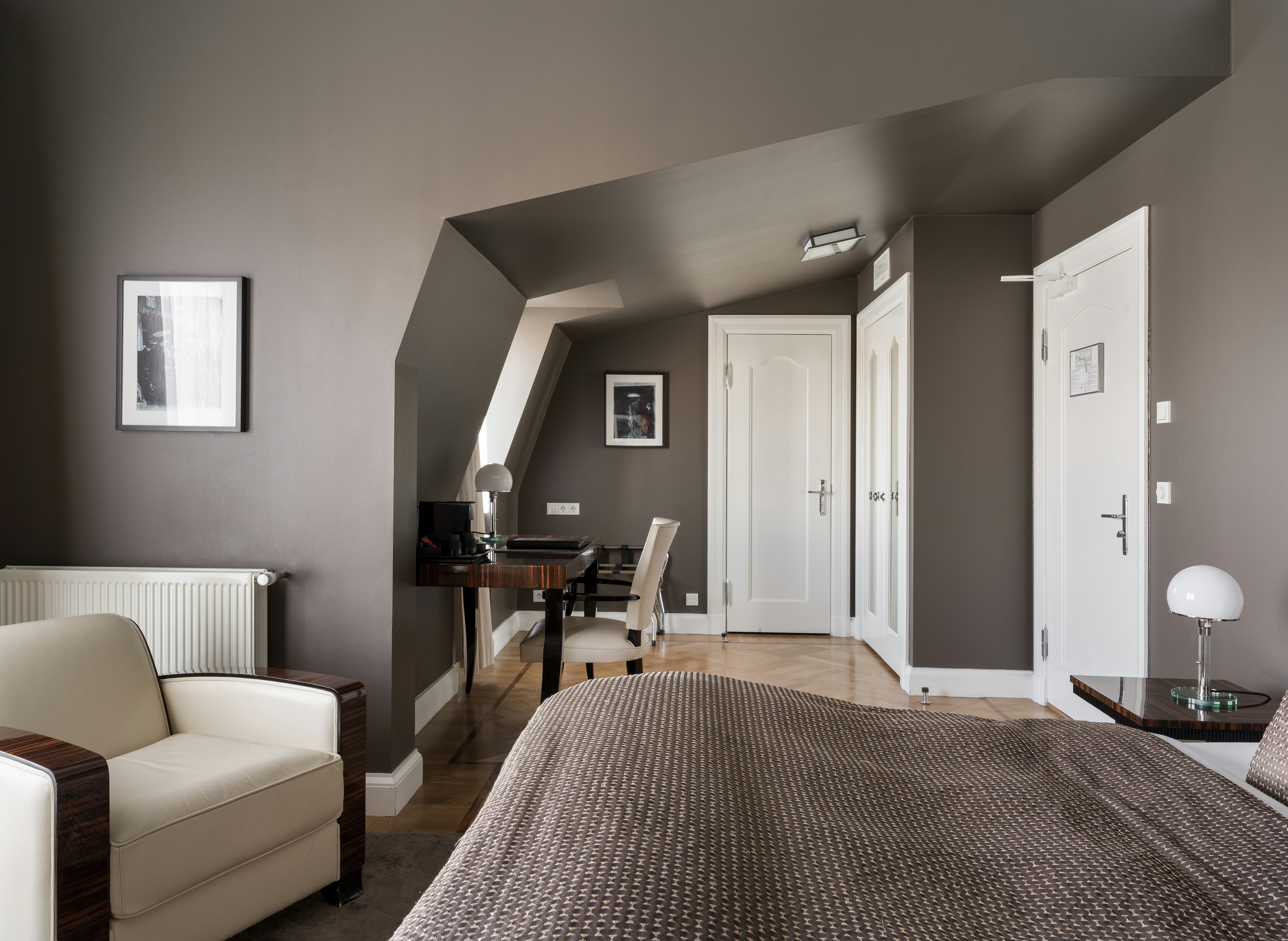 Double Room Deluxe, Hotel Borg by Keahotels 4/6