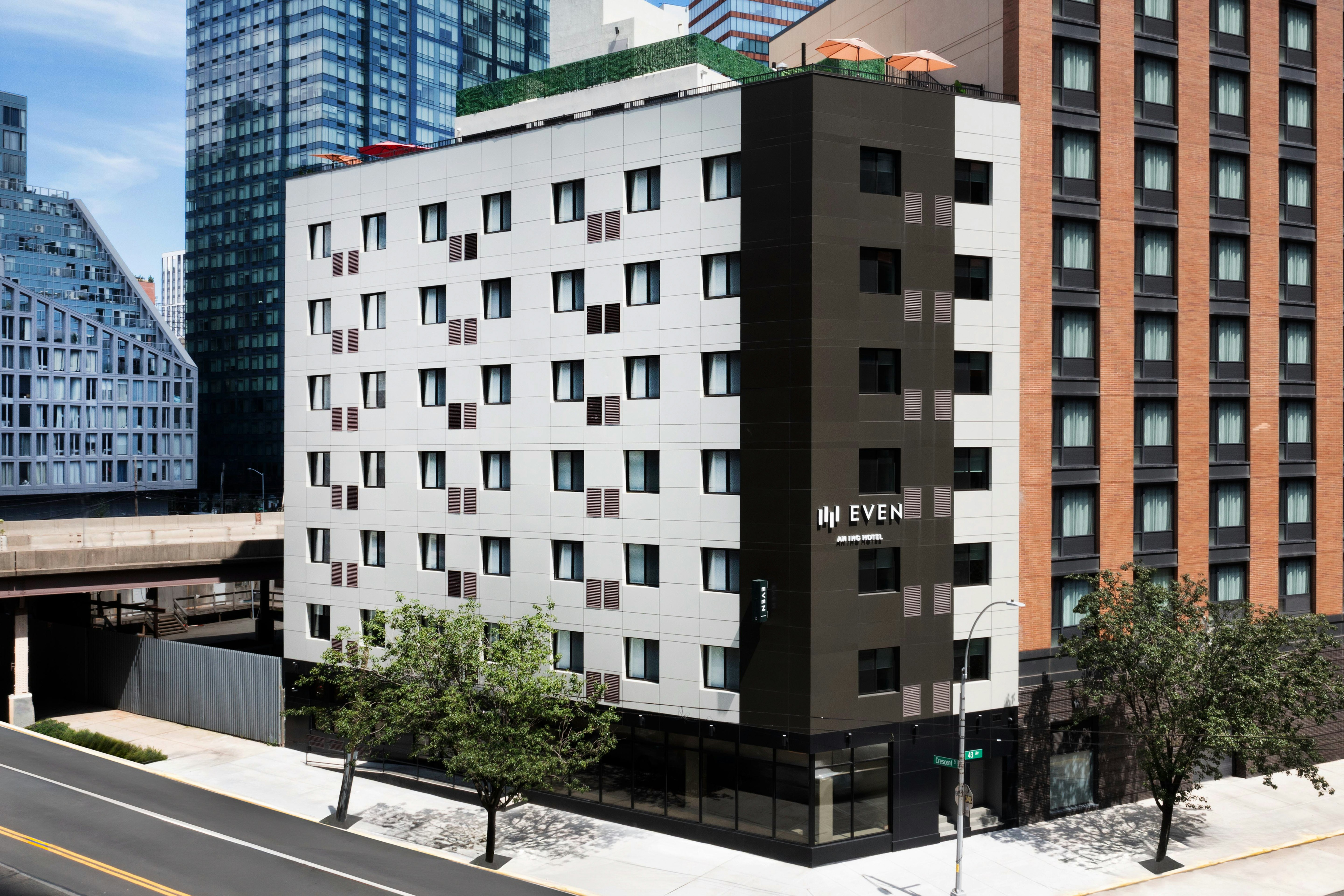 Even Hotels Long Island City New York 3/44