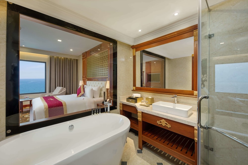 Dlg Hotel 17/70