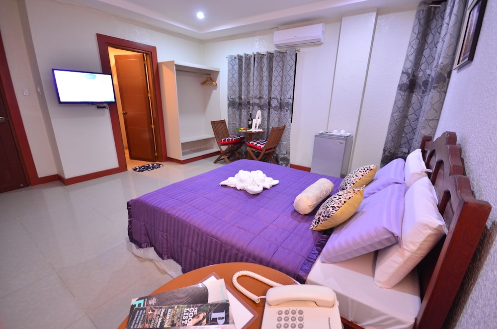 Casanas Suites 20/32