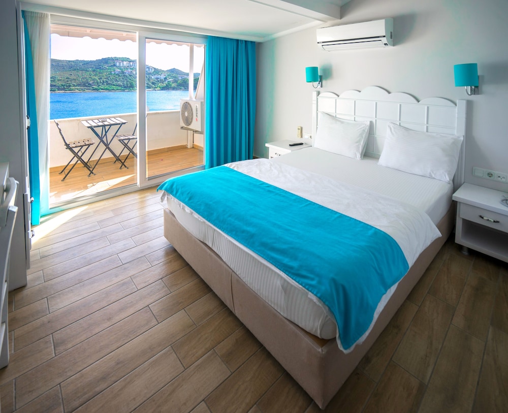 Bora Hotel 16/49