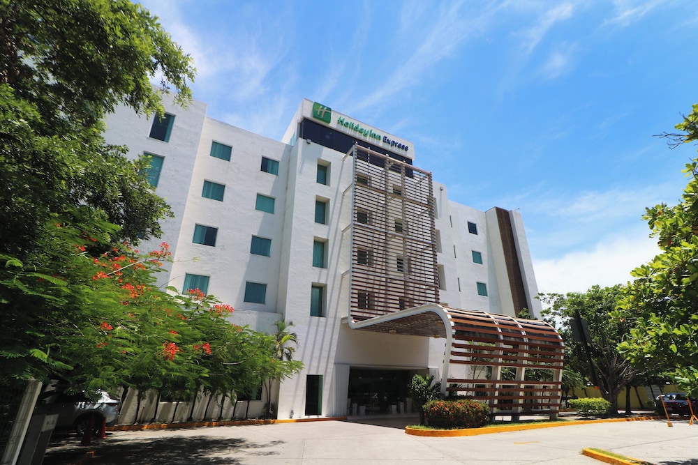 Holiday Inn Express Ciudad Del Carmen 4/50