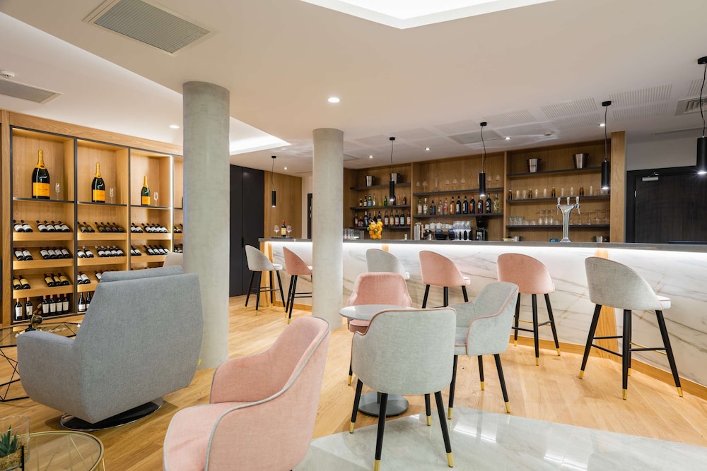 Brit Hotel Paris Orly 29/43