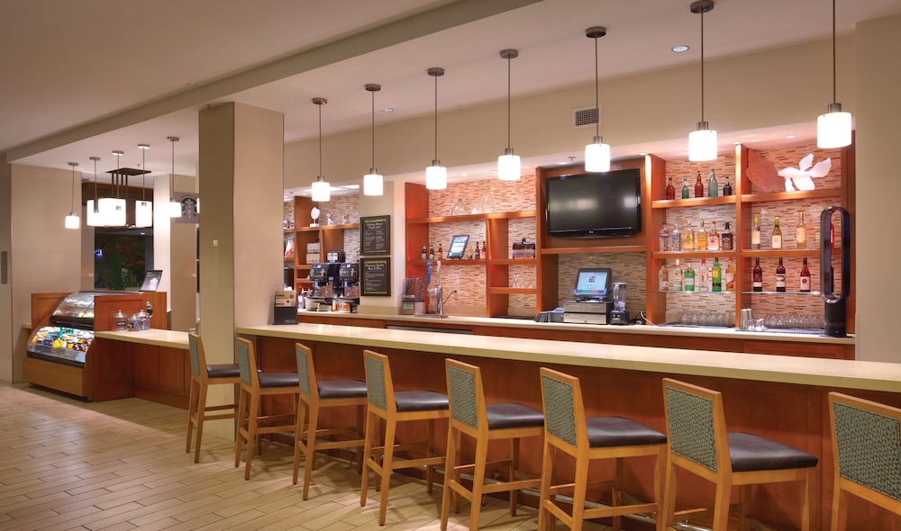 Hyatt Place Waikiki Beach 50/71