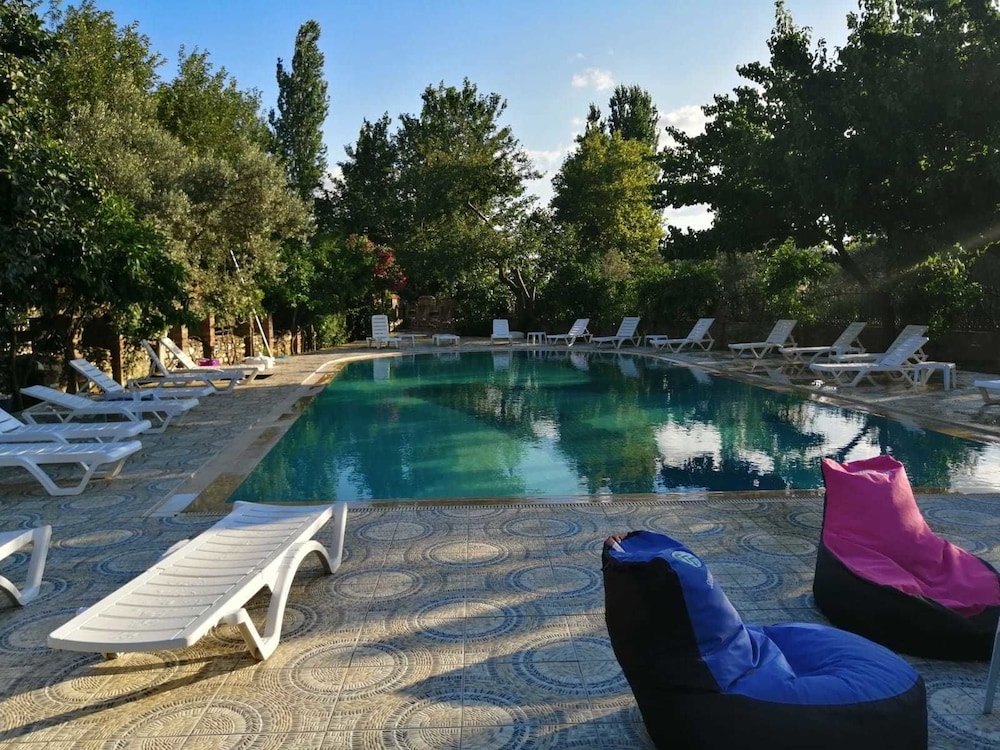 Antik Manastir Butik Otel 31/33